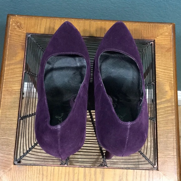 Qupid Heels Almond Toe Platform Classic Pumps - Picture 6 of 7